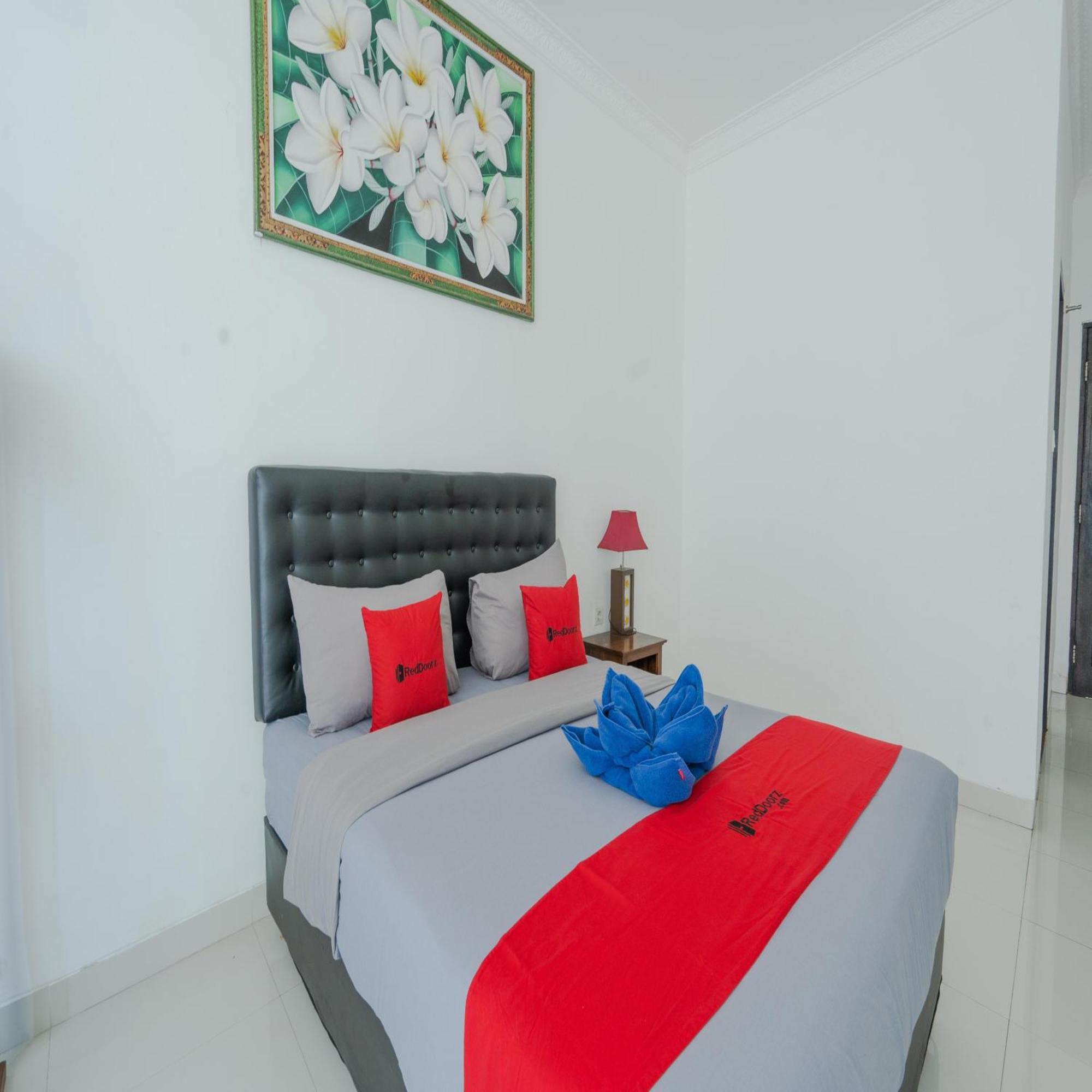 Reddoorz @ Uluwatu Suites Eksteriør bilde