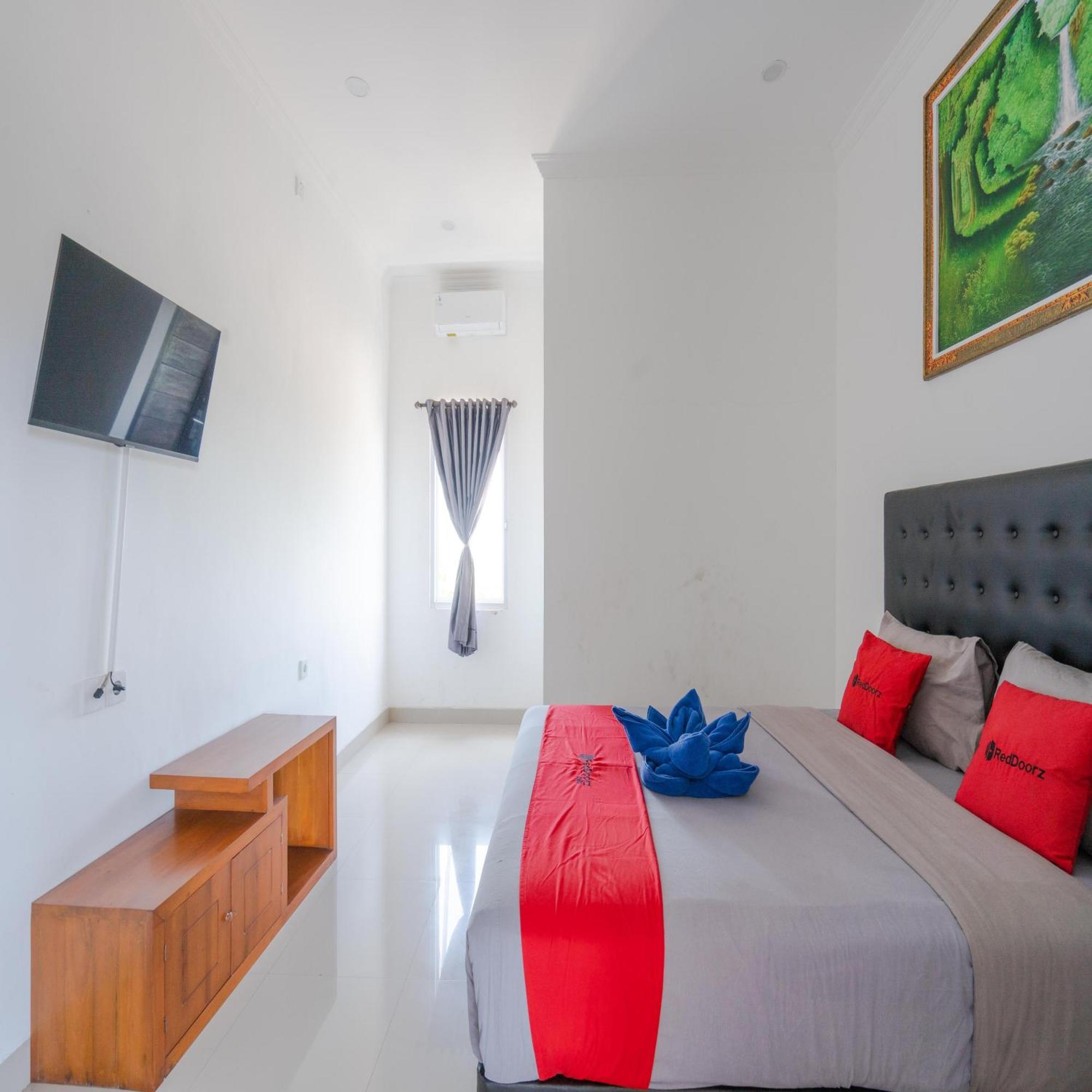 Reddoorz @ Uluwatu Suites Eksteriør bilde