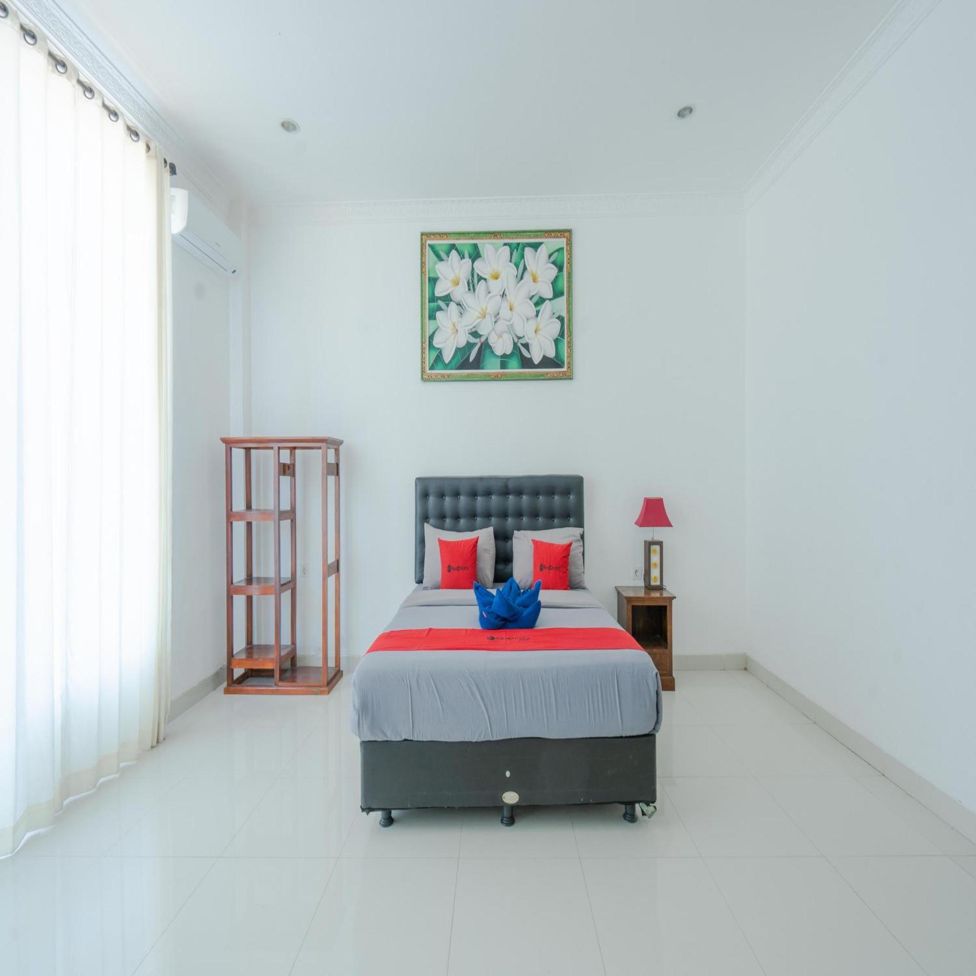 Reddoorz @ Uluwatu Suites Eksteriør bilde